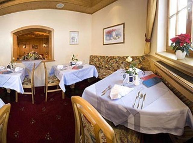Hotel Persura Ишгъл Екстериор снимка
